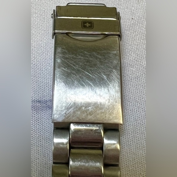 Men’s Vintage Swiss Wenger SAK Design Stainless Steel Watch